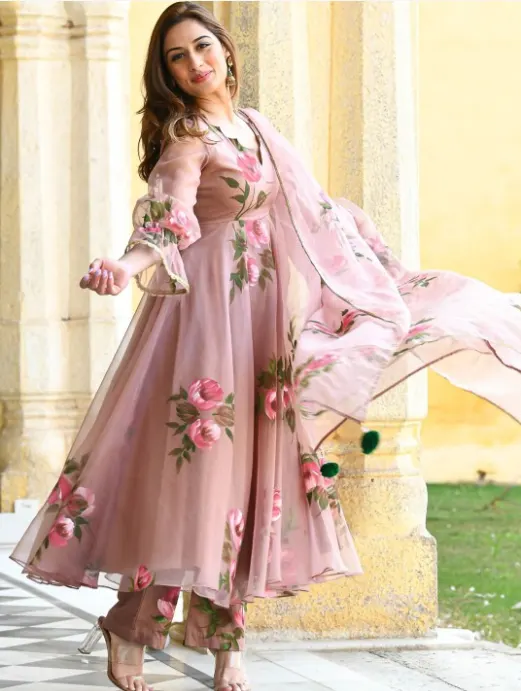 Floral Printed Regular Gotta Patti Pure Organza Kurta with Trousers & Dupatta