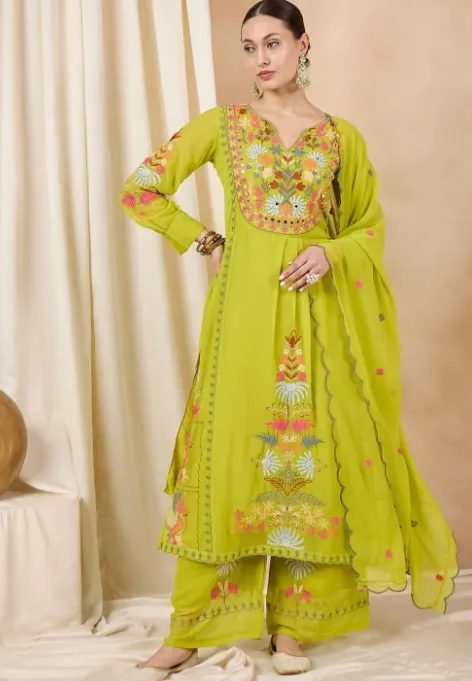 Floral Embroidered Regular Thread Work Anarkali Kurta With Trousers & Dupatta