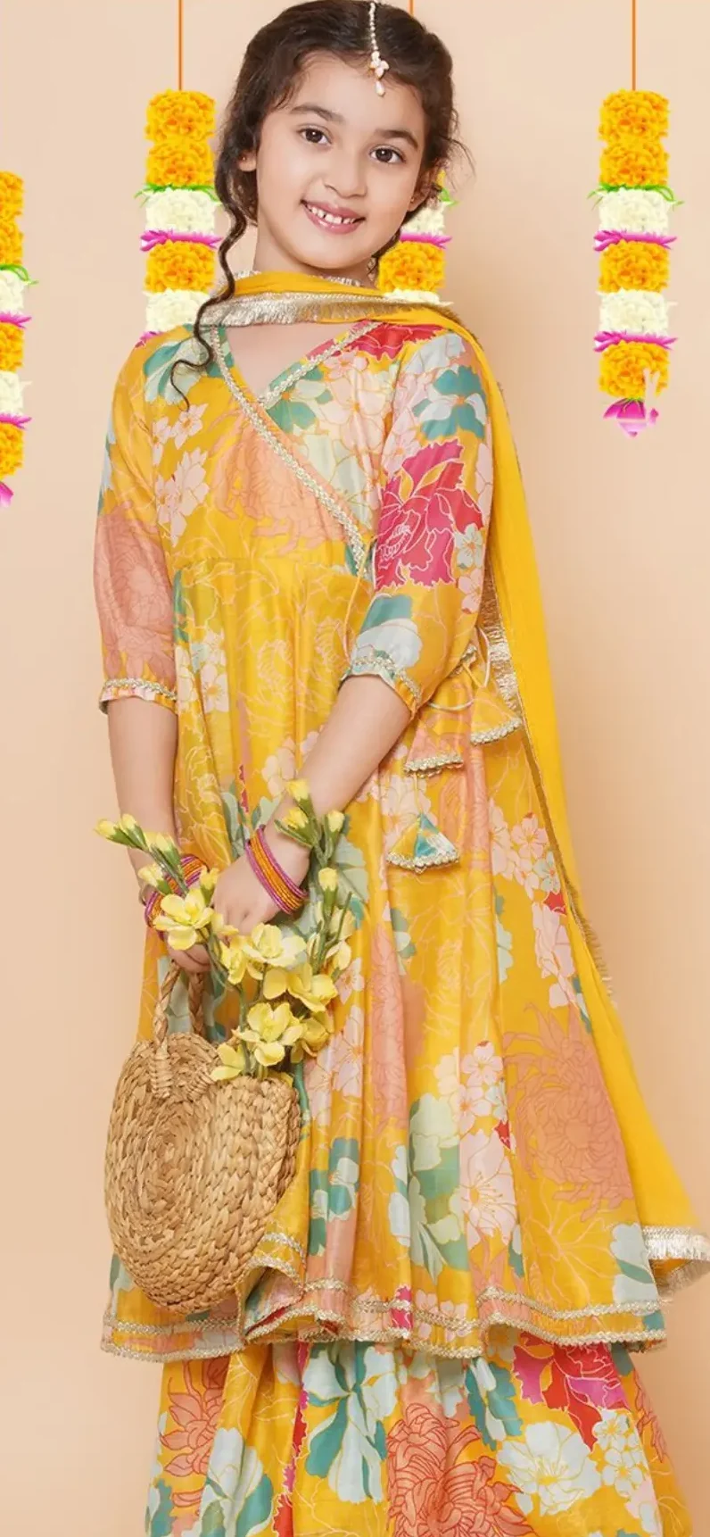 Trendy Sharara Set