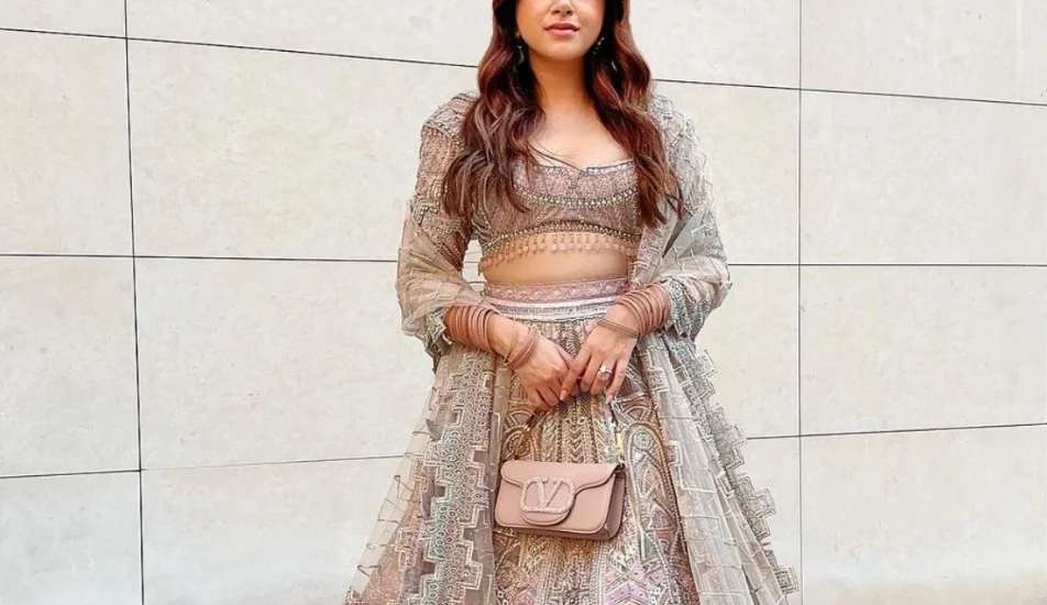 aashna shroff profile