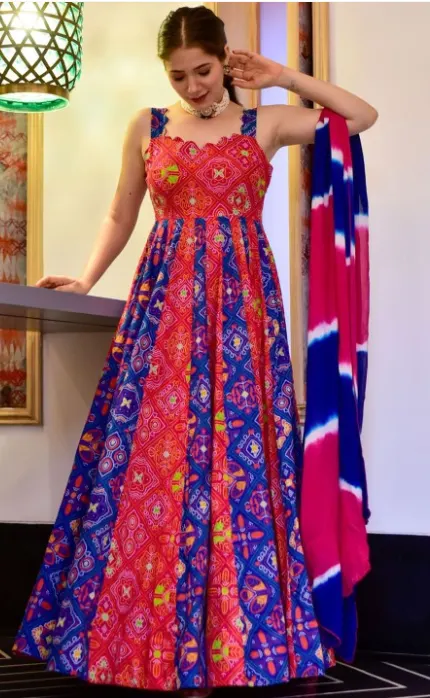 Paisley Yoke Design Layered Kurta with Trousers & Dupatta