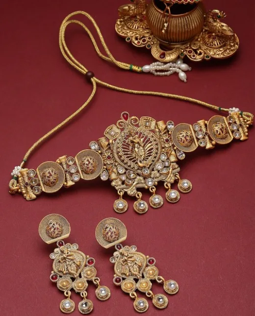 Kundan & Stone-Studded Temple Choker