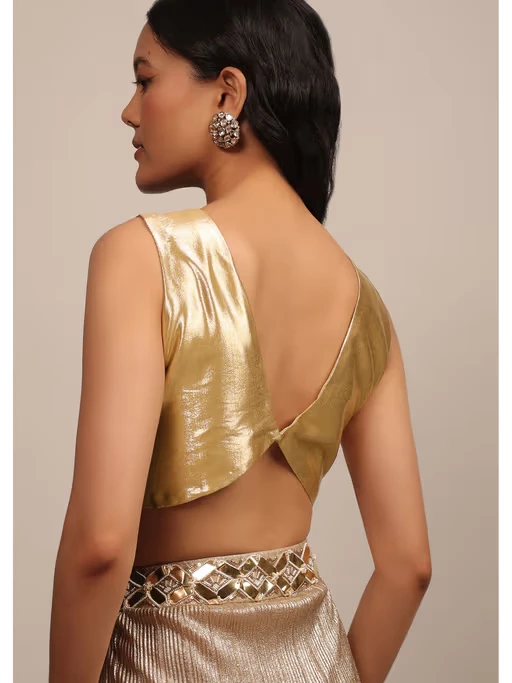 Asymmetrical Back Neck design