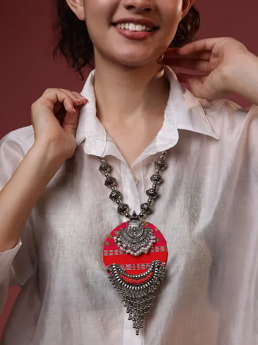 Multi-color silver-plated Oxidised Necklace